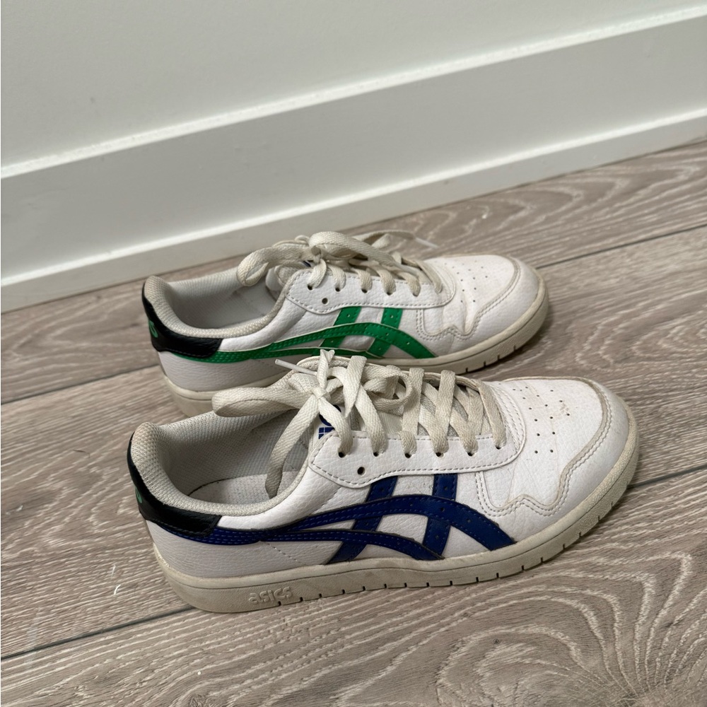 Women/Youth ASICS sneakers